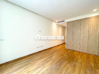 Très bel appartement vide racine - Appartement à louer - Casablanca