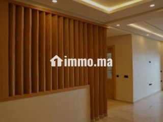 Bel appartement vide cfc - Appartement à louer - Casablanca
