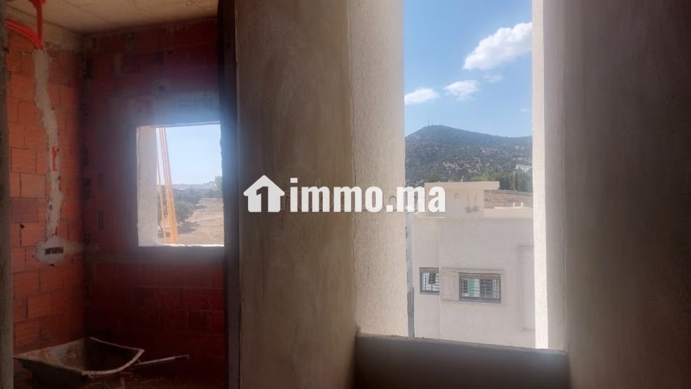Bel appartement à vendre à Ouazzane. 2 belles chambres. Salon Marocain et antenne parabolique - Vente Immobilier - Autre - photo 3