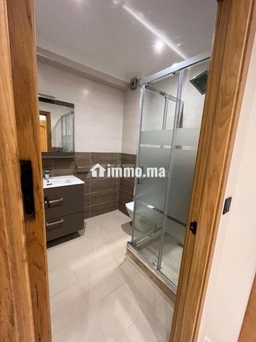 Offre d'un appartement meublé à louer à Abriya, au centre-ville de Tanger - Location Immobilier - Tanger - photo 5