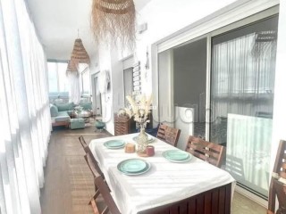 A Darbouaaza Appartement A Vendre Dans Une Résidence Avec Piscine Avec Accessoires Direct À La Mer Vue: - Appartement à vendre - Dar Bouazza