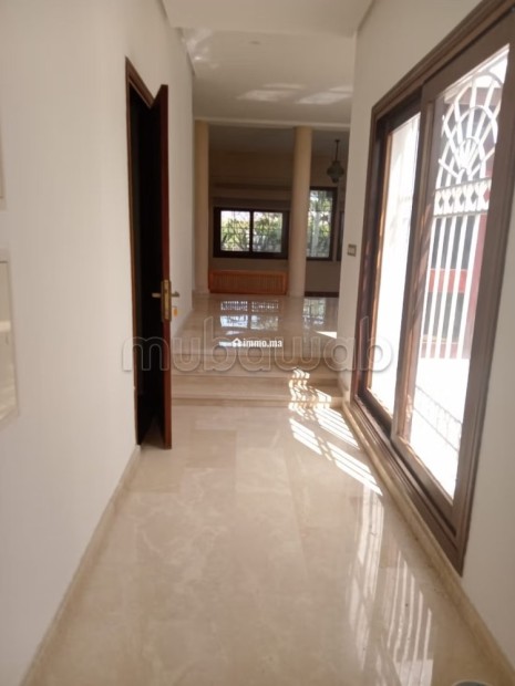 Villa 2000 m² A LOUER à Souissi RABAT - Location Immobilier - Rabat - photo 2
