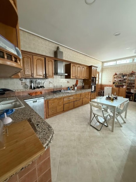 Villa de 2000m² A LOUER à Souissi - Location Immobilier - Rabat - photo 8