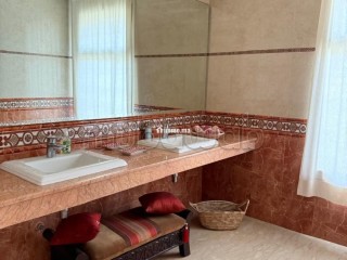 Villa de 2000m² A LOUER à Souissi - Villa à louer - Rabat
