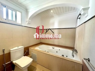 RARE 2CH VIDE 175m2 65m2 de terrasse sud ouest - Appartement à louer - Casablanca