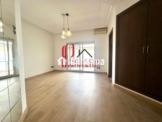 RARE 2CH VIDE 175m2 65m2 de terrasse sud ouest - Appartement à louer - Casablanca