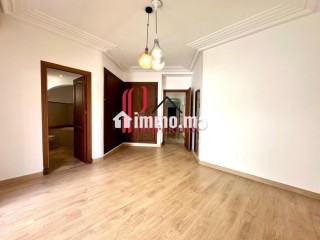 RARE 2CH VIDE 175m2 65m2 de terrasse sud ouest - Appartement à louer - Casablanca