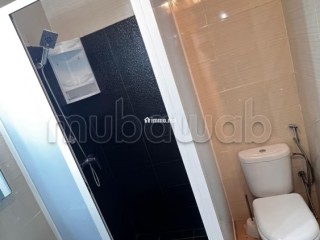 Location d'un appartement à Hay Salam.
Surface de 80 m².
Ascenseur et garage - Appartement à vendre - Agadir