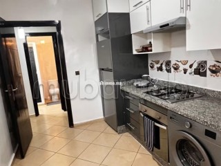 Location d'un appartement à Hay Salam.
Surface de 80 m².
Ascenseur et garage - Appartement à vendre - Agadir