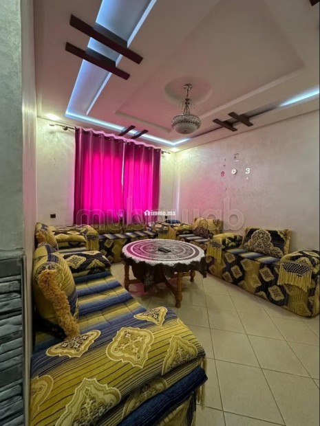 Location d'un appartement à Hay Salam. Surface de 60 m². Salon traditionnel et porte blindée - Vente Immobilier - Agadir - photo 1