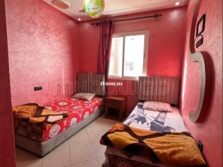 Location d'un appartement à Hay Salam. Surface de 60 m². Salon traditionnel et porte blindée - Appartement à vendre - Agadir