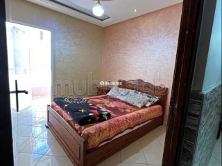 Location d'un appartement à Hay Salam. Surface de 60 m². Salon traditionnel et porte blindée - Appartement à vendre - Agadir