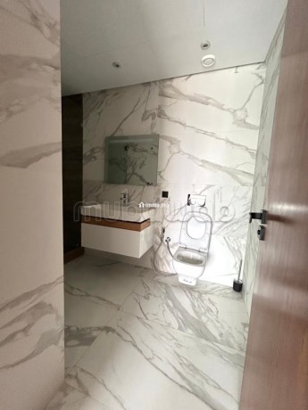 appartement-vide-cfc-big-12