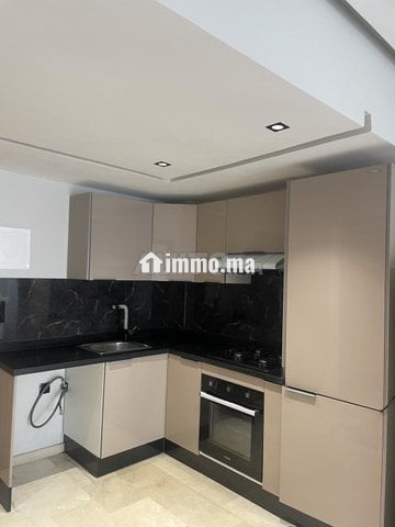 Studio à louer 46m² près Hôpital Cheikh Zaid & CFC - Location Immobilier - Casablanca - photo 1
