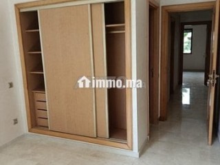 APPARTEMENT À LOUER DANS UNE RÉSIDENCE FERMÉE À RACINE - Appartement à louer - Casablanca