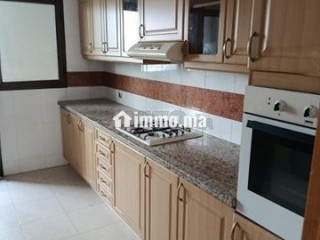 APPARTEMENT À LOUER DANS UNE RÉSIDENCE FERMÉE À RACINE - Appartement à louer - Casablanca