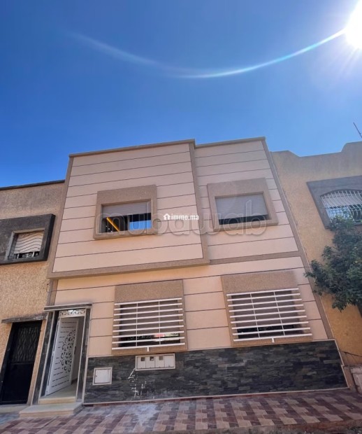 Superbe maison à vendre à El Hadadda. Superficie 200 m². Meublé - Vente Immobilier - Kenitra - photo 1