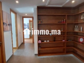 Appartement à l'achat à Ain Diab. Superficie 111 m². Terrasse et jardin - Appartement à vendre - Casablanca