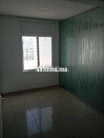 Plateau neuf bien aménagé au quartier 2mars - Location Immobilier - Casablanca - photo 2