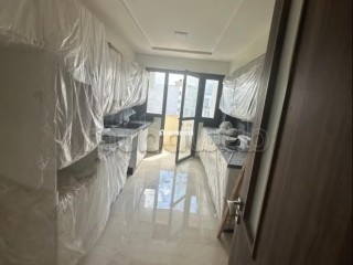 Appartement à louer à Les princesses. 3 pièces. Double vitrage et porte blindée - Appartement à louer - Casablanca