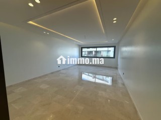 Appartement à louer à Les princesses. 3 pièces. Double vitrage et porte blindée - Appartement à louer - Casablanca