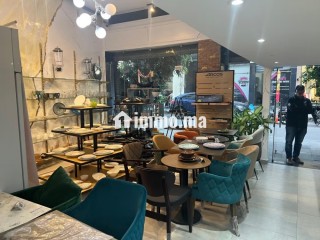 Magasin de 200m à quelques pas de bd zerktouni - Appartement à louer - Casablanca