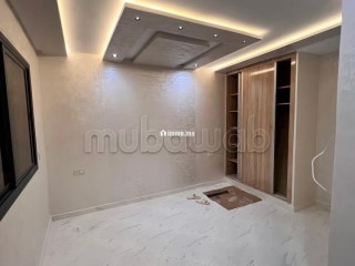 Vend appartement à Martil. 3 belles chambres. Cuisine bien équipée - Appartement à vendre - Martil
