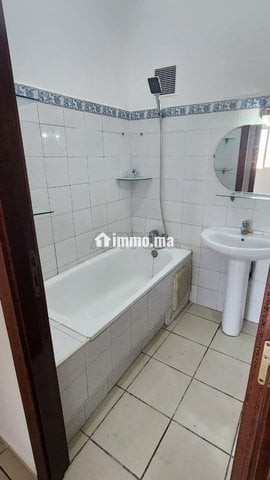 Appartement à louer 71 m² à Rabat - Location Immobilier - Rabat - photo 8