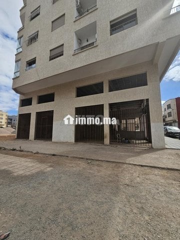 Local commercial emplacement premium 120m² - Vente Immobilier - Mohammedia - photo 1