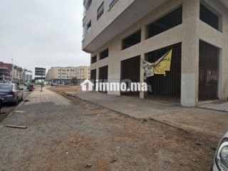 Local commercial emplacement premium 120m² - Local commercial à vendre - Mohammedia