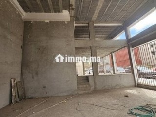 Local commercial emplacement premium 120m² - Local commercial à vendre - Mohammedia