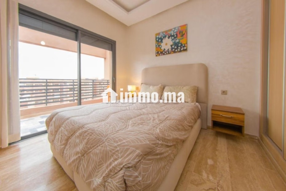 Très bel appartement en location à Samlalia.
Surface totale 80 m².
Bien meublé - Location Immobilier - Marrakech - photo 2