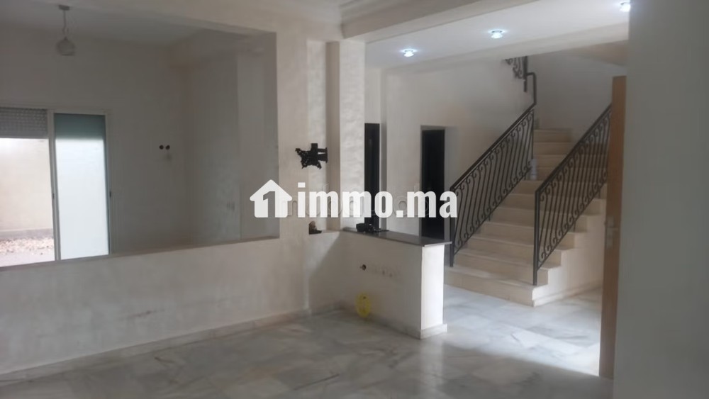 Villa à louer à Deroua - Location Immobilier - Autre - photo 1