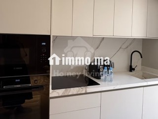 Appartement ensoleillé et meublé, de la plage - Appartement à louer - Tanger