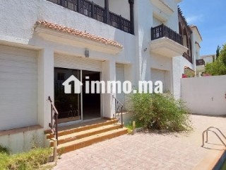 Villa avec piscine à Malabata à louer - Villa à louer - Tanger