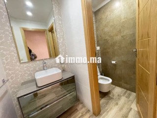 Bel appart F4 meublé en plein centre ville - Appartement à louer - Tanger