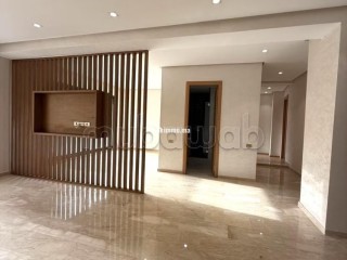 Magnifique appartement de 201m2 quartier Palmier - Appartement à vendre - Casablanca