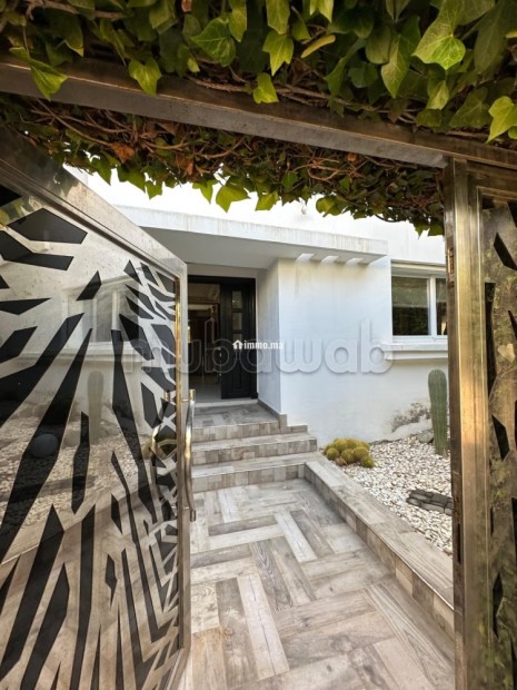 Villa spacieuse à Bouskoura 881m2 avec piscine - Location Immobilier - Bouskoura - photo 2