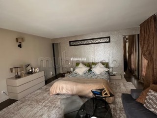 Villa spacieuse à Bouskoura 881m2 avec piscine - Villa à louer - Bouskoura