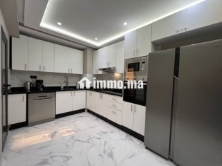 Appartement meublé moderne à coté de Battouta Mall - Appartement à louer - Tanger