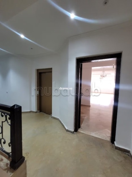 Grand Appartement vide en location à Founty - Location Immobilier - Agadir - photo 3