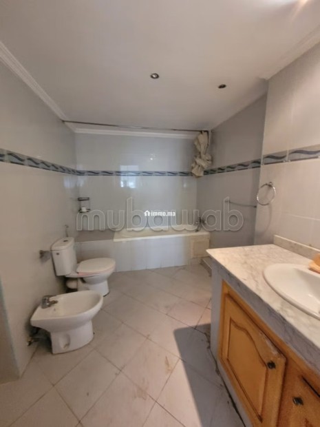 Grand Appartement vide en location à Founty - Location Immobilier - Agadir - photo 8
