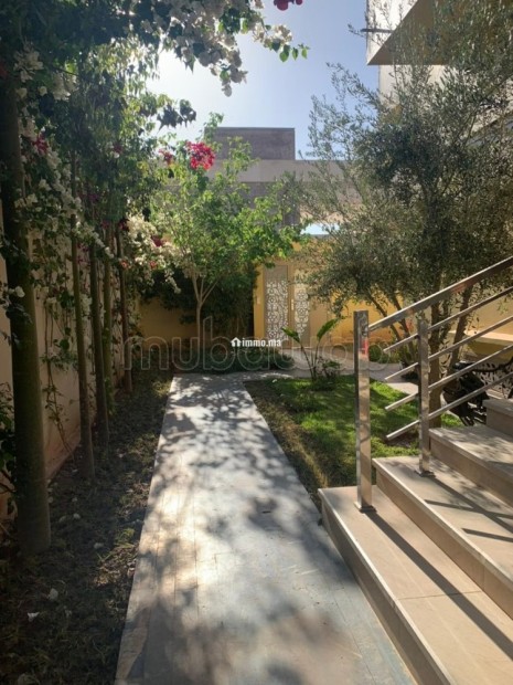 Maison de haut standing à vendre à Hay Targa. 5 chambres agréables. Bien meublé - Vente Immobilier - Marrakech - photo 2