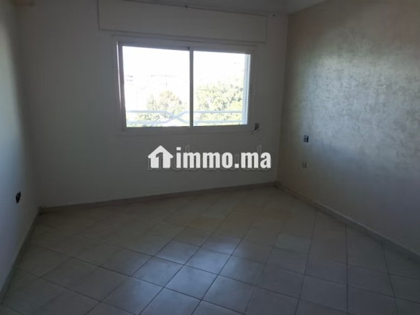 grand-appartement-vue-degagee-au-centre-ville-big-8