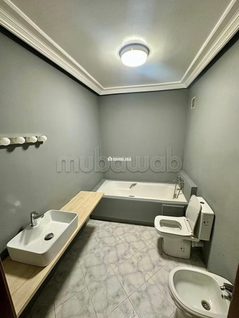 Appartement avec terrasse à la location à gauthier - Location Immobilier - Casablanca - photo 8