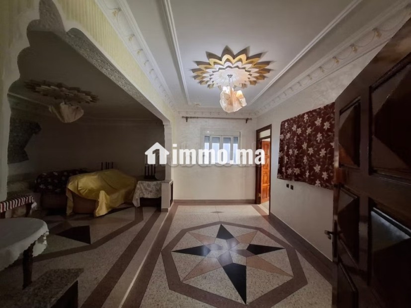 Belle maison de 3 étages au prix intéressant - Vente Immobilier - Tanger - photo 2