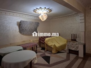 Belle maison de 3 étages au prix intéressant - Maison à vendre - Tanger