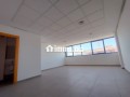 Bureau de 43m² en location - miniature 1