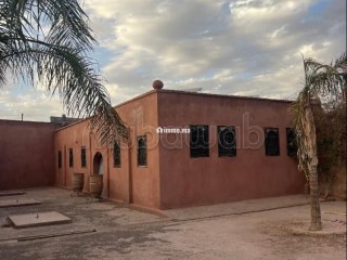 Vente villa sur la Route de Fez avec VNA - Villa à vendre - Marrakech