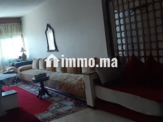 Très bel appartement en location à Agdal. 4 pièces confortables. Ascenseur et terrasse - Appartement à vendre - Rabat